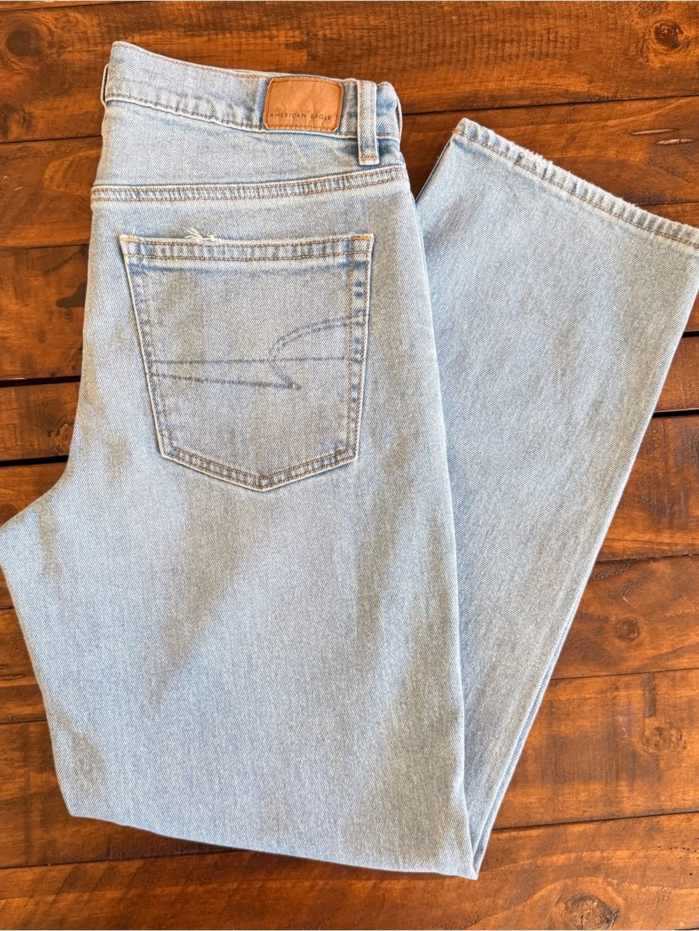 American Eagle Super High Rise Straight Jeans, Women’s Size 8 Short
